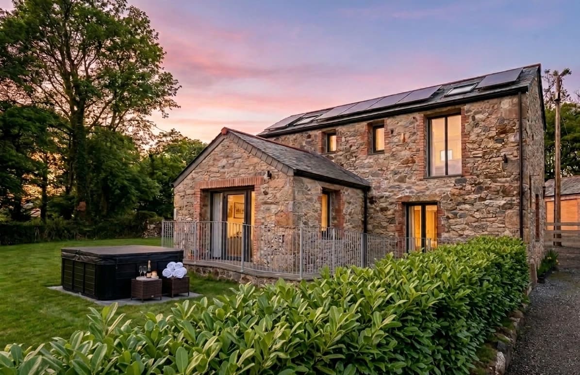 The Hayloft — Royalton Farm, Cornwall
